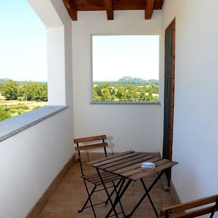 B&B Il Mirto Di Paola Torpè Exterior foto