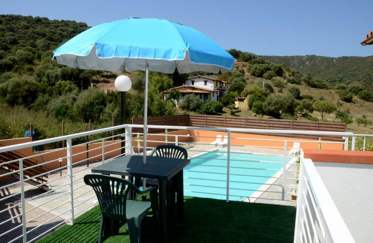 B&B Il Mirto Di Paola Torpè Exterior foto